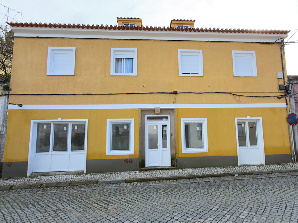 Conde de Alferrarede — Abrantes